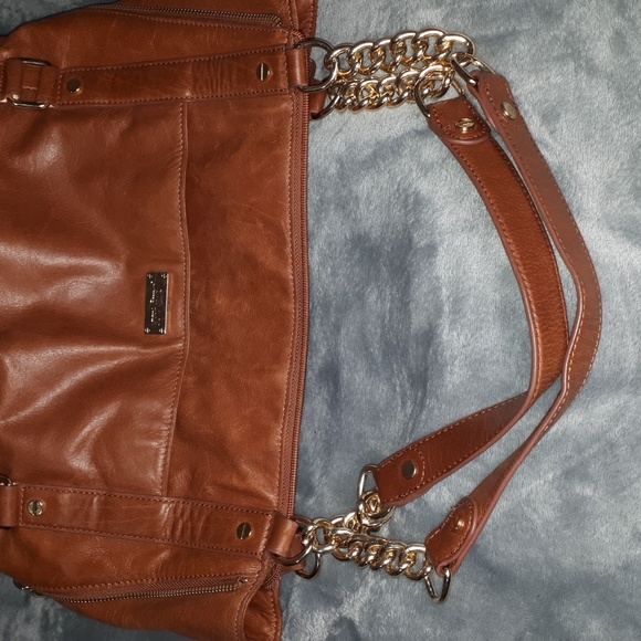 Grace Adele~Dylan Genuine Leather Shoulder Bag - Picture 8 of 15